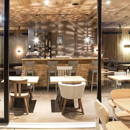 سينس فيوليت سويتس - للبالغين فقط فندق