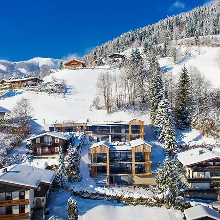 سينس فيوليت سويتس - للبالغين فقط