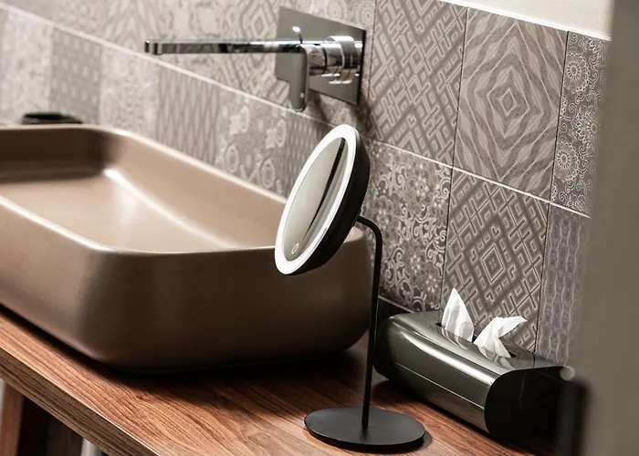 Senses Violett - Adults Only 4*